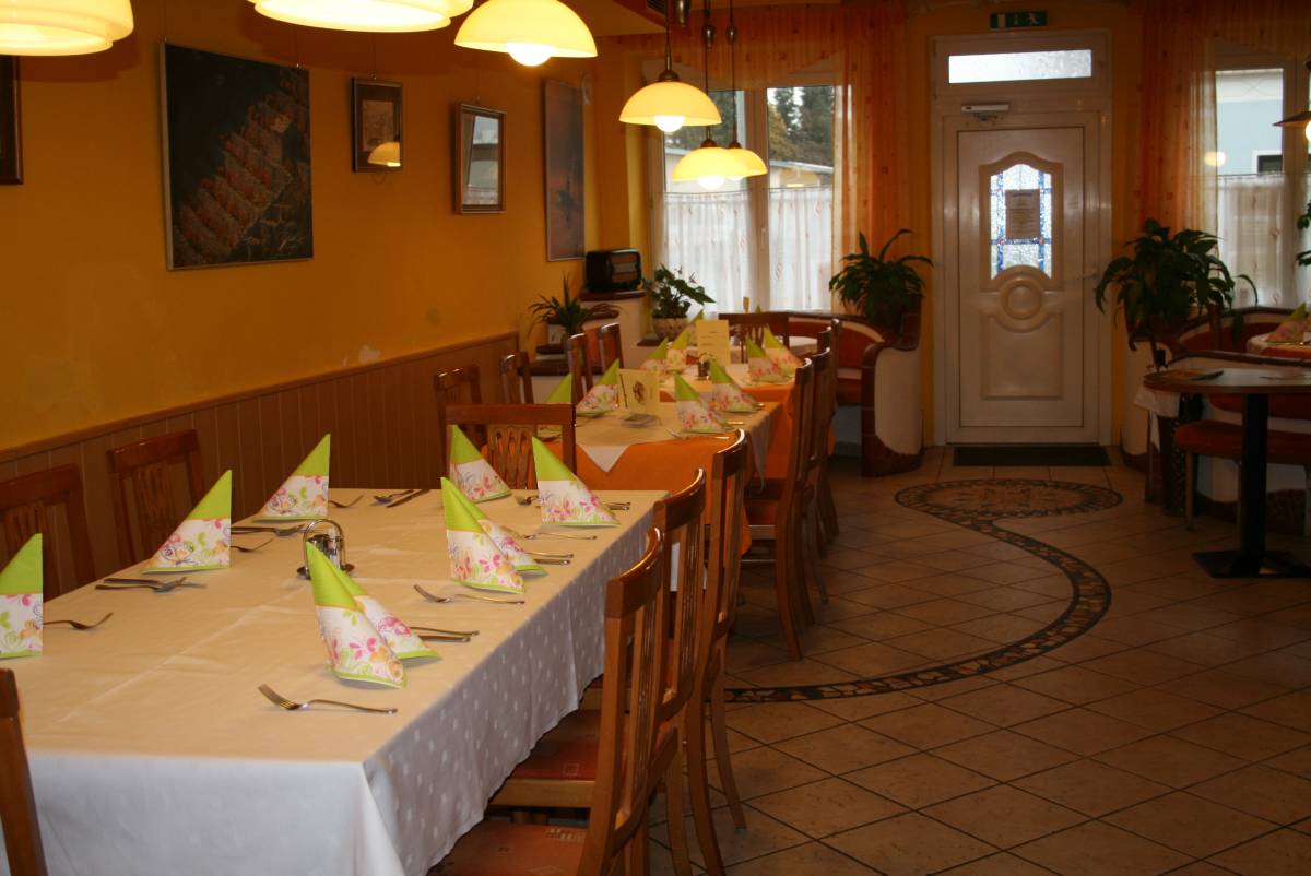Unser Cafe - Restaurant